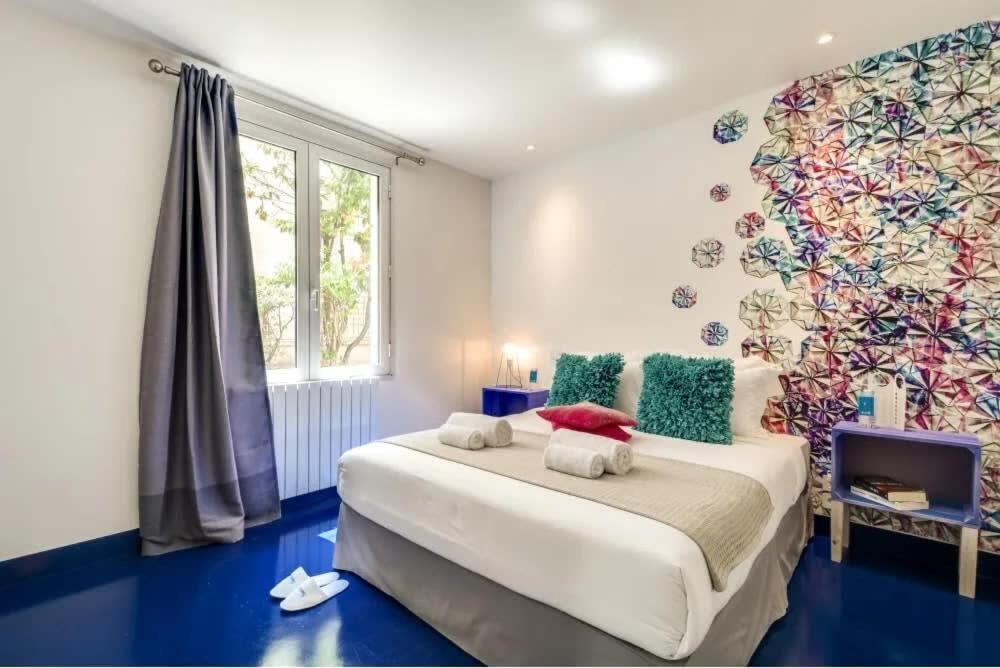 パリModern & Colourful 3Bd For 9 Guests In Le Marais!アパートメント エクステリア 写真